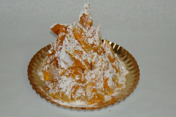 Pirâmide Folhada